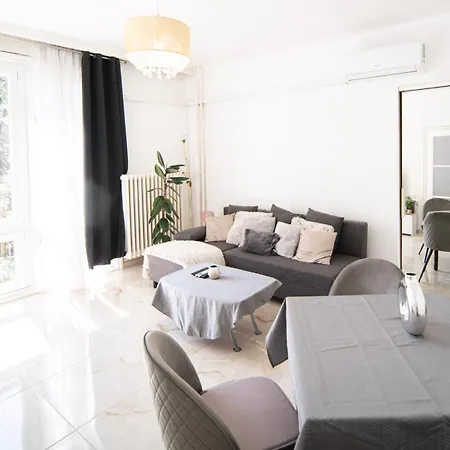 Free Parking- Hungaria Charm 4ppl Wifi Tv Ac Apartament *