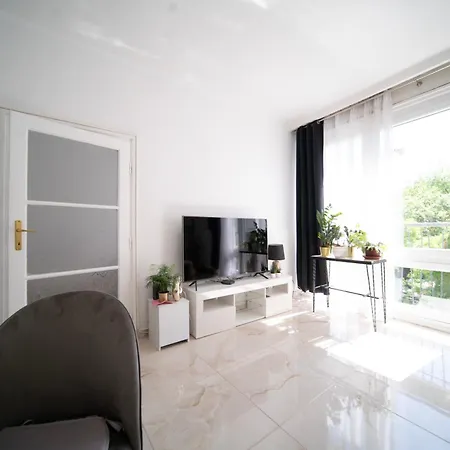 Apartament Free Parking- Hungaria Charm 4ppl Wifi Tv Ac