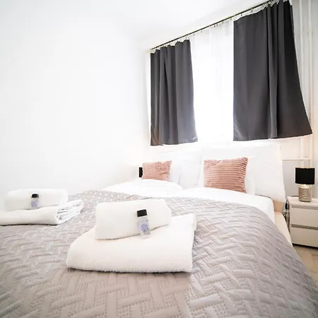 Free Parking- Hungaria Charm 4ppl Wifi Tv Ac Pusztavacs