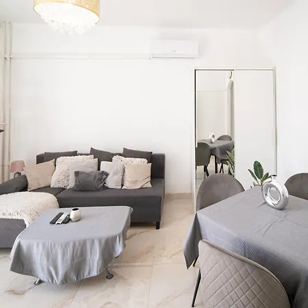 Apartament Free Parking- Hungaria Charm 4ppl Wifi Tv Ac