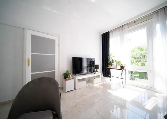 Apartament Free Parking- Hungaria Charm 4ppl Wifi Tv Ac